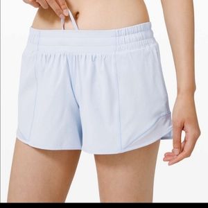 Lululemon Hotty Hot Short 4” Daydream